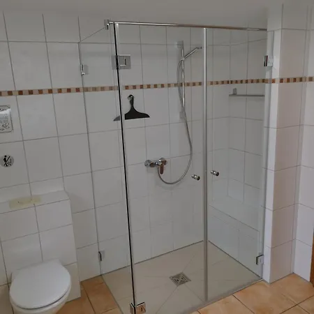 Oma's Haeuschen * Schwenningen (Dillingen)